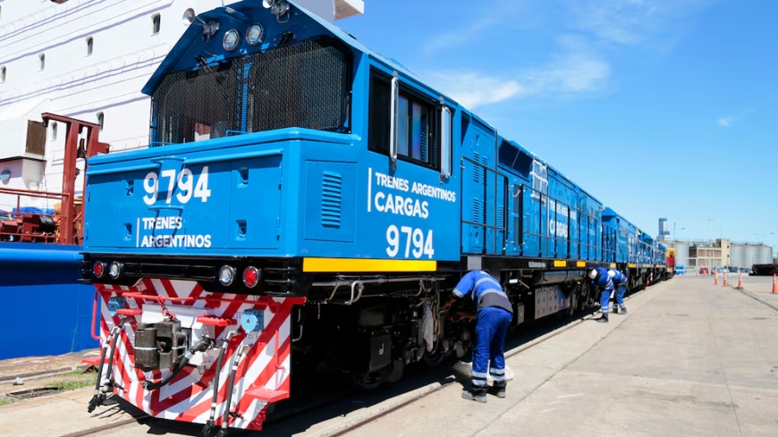 Avanza la privatización del Belgrano Cargas y se define el futuro del transporte ferroviario