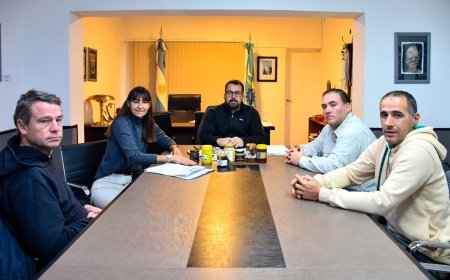 Esquel: El municipio y la Asociación de Apicultores fortalecen la producción local de miel