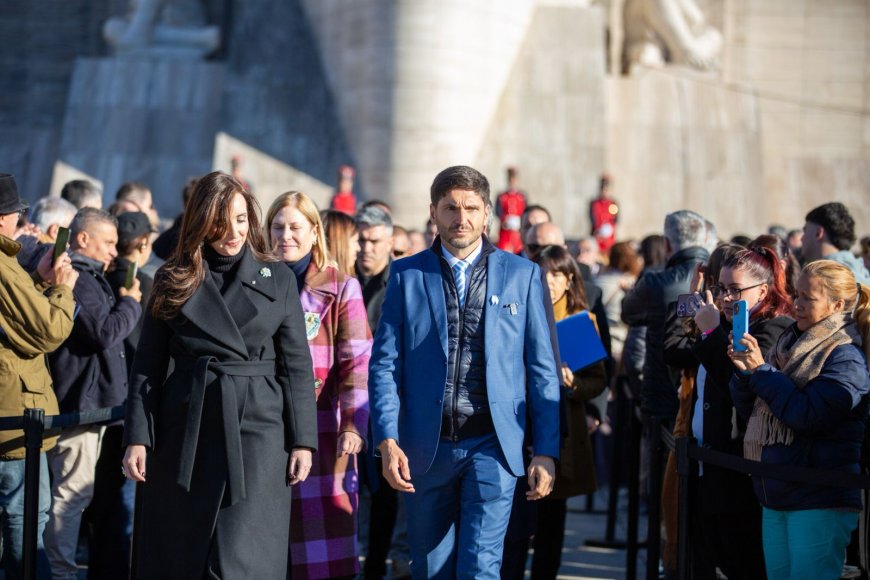 Villarruel aprovechó la ausencia de Milei y se posicionó en Rosario durante el Día de la Bandera