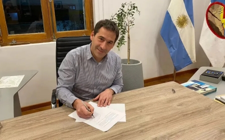 Luque reaparece en la política y cuestiona al gobierno nacional por la situación de Chubut