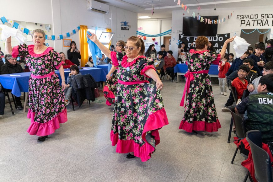 Se realizó una peña por el Día de la Independencia en Patria Grande