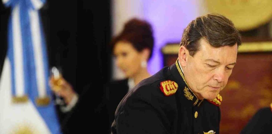 Citan a 90 militares de inteligencia en la causa por la muerte de Nisman