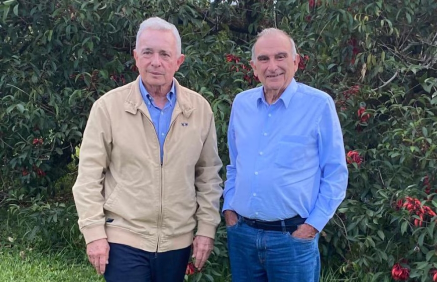 Humberto de la Calle pidió a “amigos y opositores” de Álvaro Uribe “abstenerse de descalificar el fallo y los que vengan”