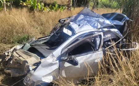 Pareja muere al caer desde un acantilado mientras tenían relaciones arriba del auto en Brasil