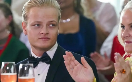 El hijo mayor de la princesa de Noruega fue acusado de cuatro violaciones y un total de 32 delitos