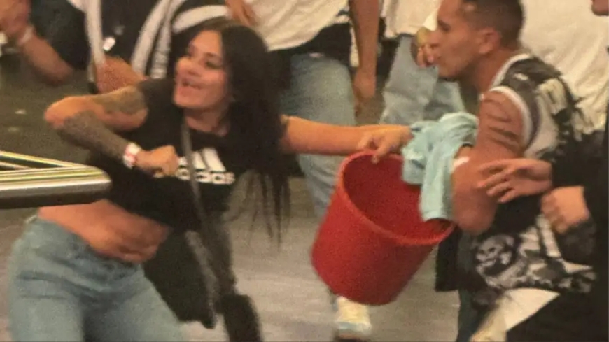 Joven identificada como agresora con cuchillo en el caótico recital de Damas Gratis en Bogotá