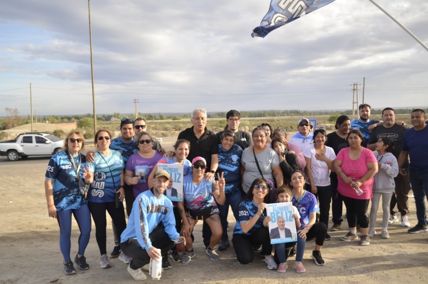 Beliz agradeció el acompañamiento y ratificó sus ejes: trabajo, salud, educación y defensa de jubilados