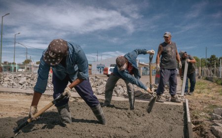 Rawson avanza con la reparación del playón deportivo del Área 12
