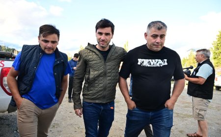 Torres encabezó una reunión del comando por los incendios en la cordillera