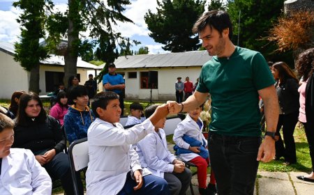 Torres inauguró el ciclo lectivo 2026 del Período Especial y reafirmó la meta de equipar y conectar todas las escuelas rurales