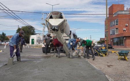 Rawson: Avanza a buen ritmo la remodelación integral del boulevard de Avenida San Martín
