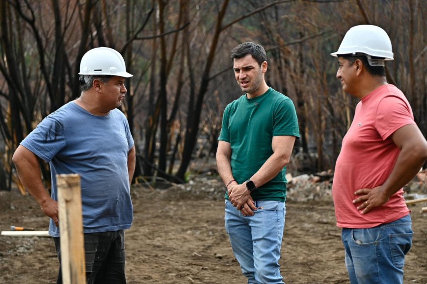 Provincia avanza en la reconstrucción de la Comarca: comenzaron las obras de viviendas para familias damnificadas de El Hoyo y Epuyén