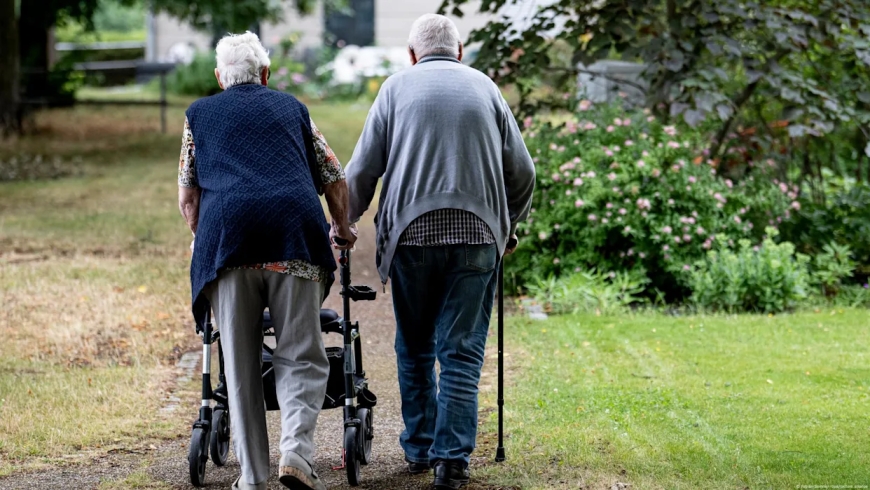 Alemania envejece más rápido de lo que se creía: nuevas proyecciones demuestran el impacto en población y fuerza laboral
