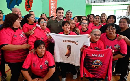Torres acompañó el Torneo Patagónico de Newcom en José de San Martín y anunció el envío a la Legislatura del programa “Juegos Comunales"