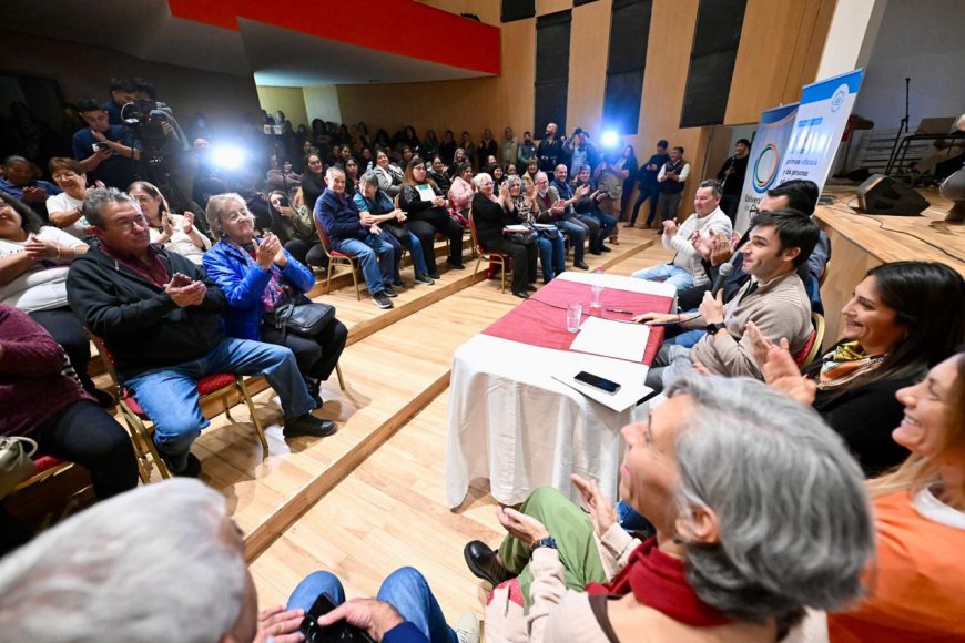 Torres participó del lanzamiento de un programa de cuidado de personas mayores y adelantó que reclamará ante Nación por la situación del PAMI
