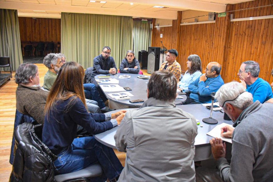 ESQUEL IMPULSA EL TRABAJO INTERINSTITUCIONAL PARA LA GESTIÓN DE BOSQUES COMUNALES