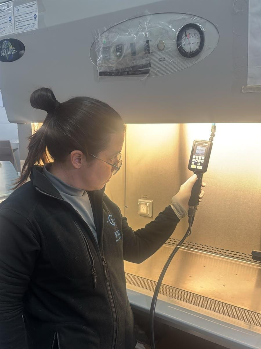 Laboratorios de los Hospitales cabecera de Chubut certificaron su equipamiento de seguridad